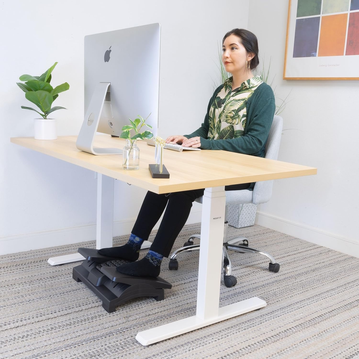 image:imageMountIt Ergonomic Footrest Tilt Adjustable Individual Platforms Height Adjustable Foot Rest with Massage Surface Under Desk Foot Stool for Office Leg Support and Improved Posture Black