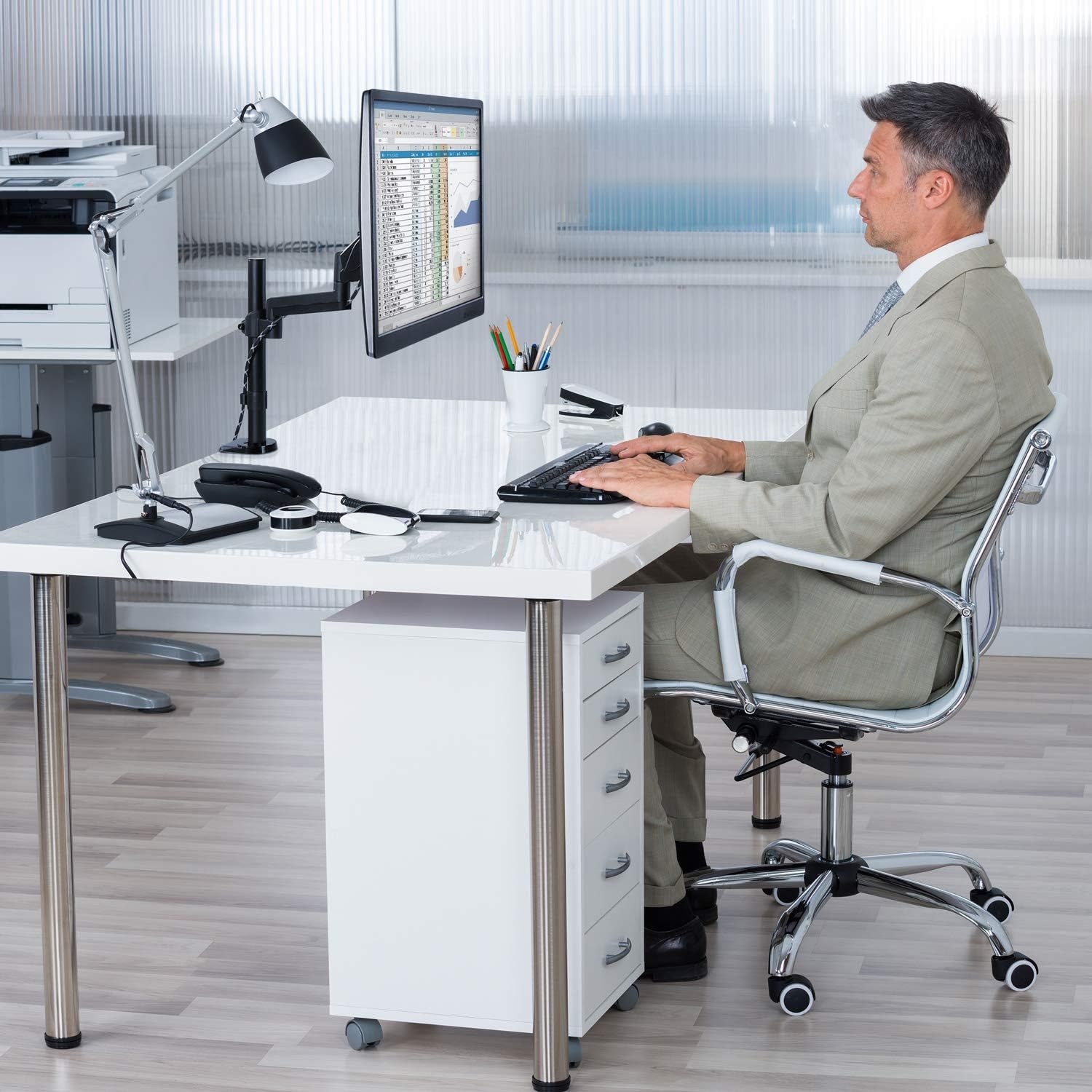 image:imageMountIt Single Monitor Arm Desk Mount with Gas Spring Height Adjustable Monitor Stand for 1332 Inch Screens up to 176 lbs VESA 75x75 amp 100x100 Clamp amp Grommet
