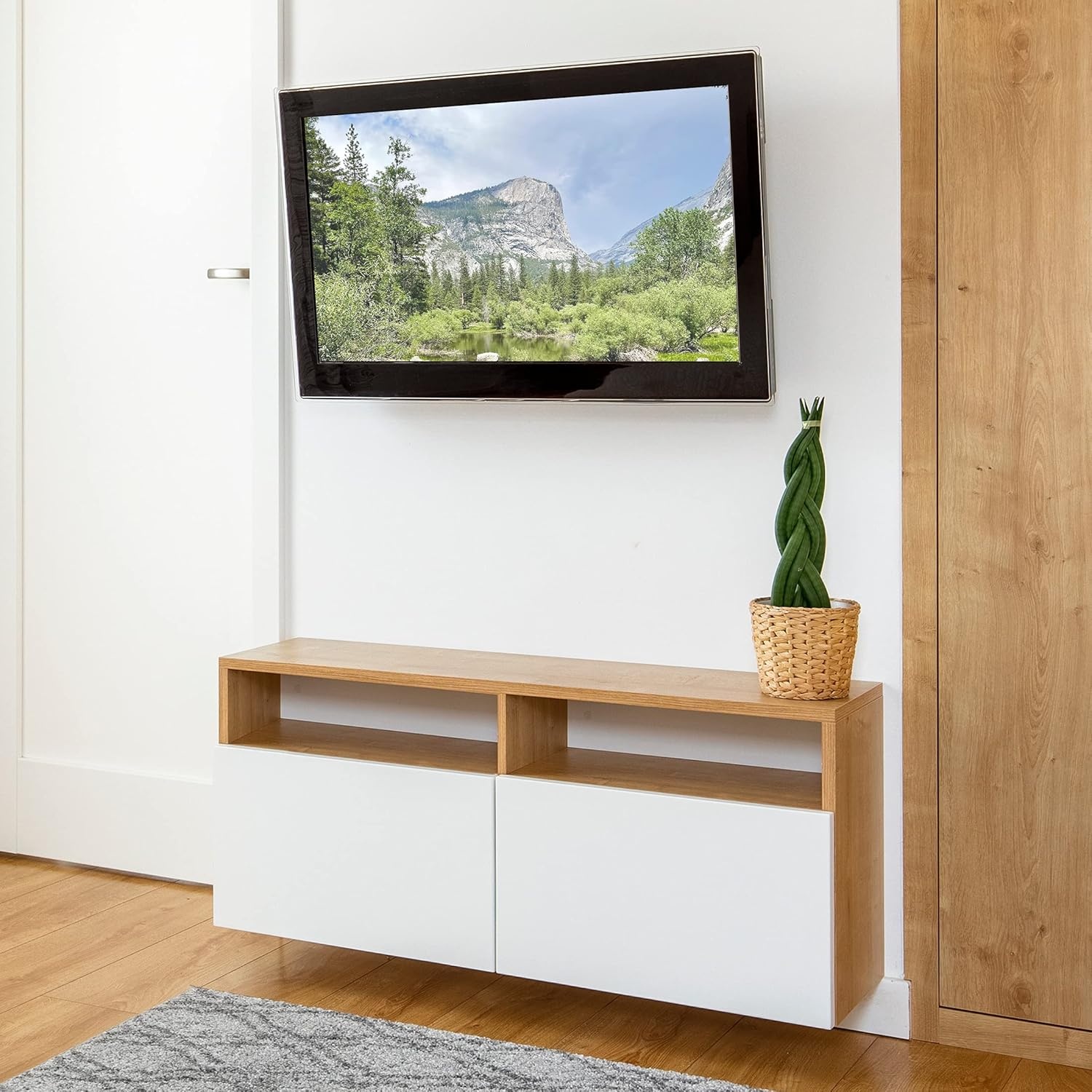 image:imageMountIt Full Motion Gas Spring TV Wall Mount for 2555 Inch LED LCD OLED Flat Screen TVs Height Adjustable 135 Articulating Arm VESA 100x100 to 400x400 44 lb Capacity Single Stud Silver