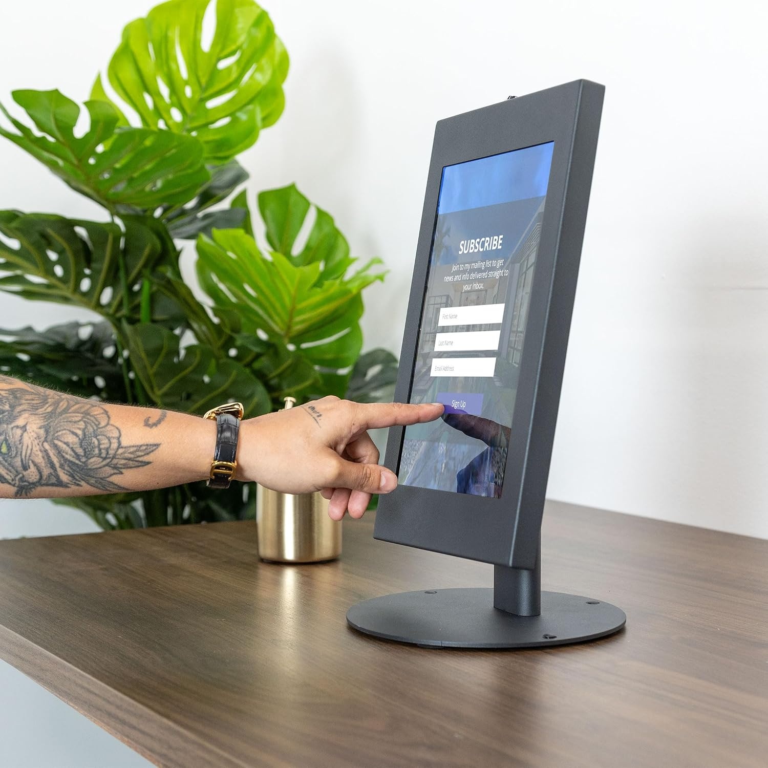 image:imageMountIt Lockable Tablet Countertop Kiosk Stand Compatible with Samsung Galaxy Tab A amp S Series Fully Enclosed AntiTheft Mount Fits 97131 Tablets 90 Rotation amp 180 Tilt Steel Base